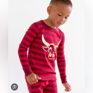 Hanna Andersson HannaJams Ferdinand Bull Long John PJ Set in Red Stripe Size 8